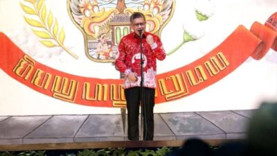 PDIP yakin Mahfud MD tidak akan menyalahgunakan kekuasaan setelah menjadi calon Wakil Presiden meskipun rangkap jabatan.