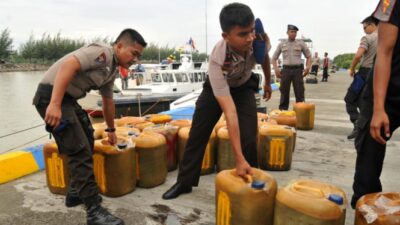 Pertamina dan Polda Jawa Timur Berhasil Mengamankan Tersangka Penyalahgunaan Bahan Bakar Minyak Subsidi di Sidoarjo
