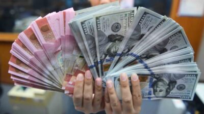 Rupiah Tergoyang oleh Penurunan Surplus Neraca Dagang RI