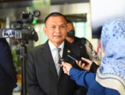 Golkar Terus Berupaya Meyakinkan Khofifah Bergabung dengan Timses Prabowo-Gibran: Proses Lobbying Masih Berjalan