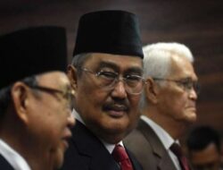 Jimly, Ketua KUKerta (Komite Keadilan dan Rekonsiliasi Mafia) Mengisahkan Rakernas Tahunan yang Menghasilkan Banyak Pendapatan