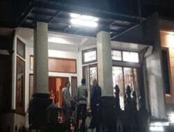 KPK Membawa Tiga Koper dan Satu Kardus Saat Menggeledah Rumah Ketua Komisi IV DPR