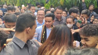 Gibran Ajak Mahasiswa Lampung Untuk Menggunakan Medsos Untuk Mencari Peluang Bisnis Bukan Untuk Menyebarkan Ujaran Kebencian