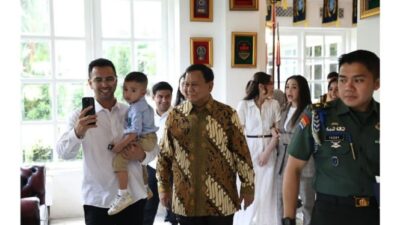 Prabowo Mempersembahkan Acara Makan Siang Bersama Artis dan Influencer