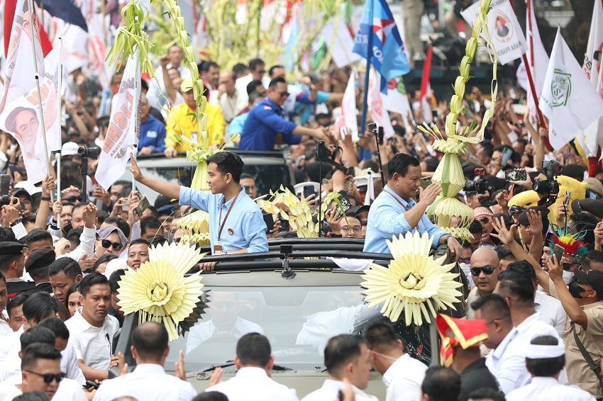 Prabowo dan Gibran Fokus pada Upaya Penjangkauan Pemilih Muda pada Rakornas Gerindra