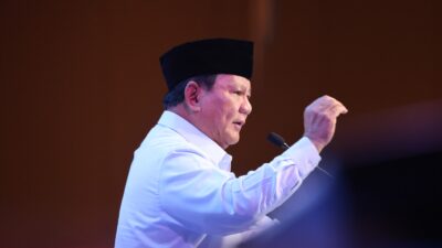 Berhati-hatilah Terhadap Tokoh Politik yang Suka Memvulkan Janji dan Omong Kosong