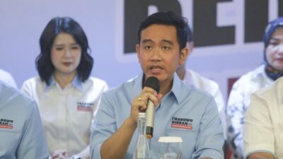 Memberikan Susu Tanpa Mendorong untuk Memilihannya