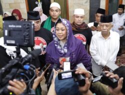 Yenny Wahid Mengatakan Ganjar dan Mahfud Memiliki Hubungan Dekat dengan Kalangan Pondok Pesantren