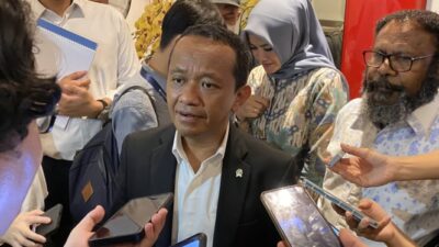 Menteri Bahlil Menjamin Kesiapan Fasilitasi Investasi BYD sebagai Mitra Grup Bakrie di Indonesia