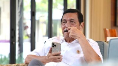 Luhut Pandjaitan Mengatakan Bahwa Tom Lembong Pernah Diberi Tugas oleh Jokowi Tetapi Tidak Selesai