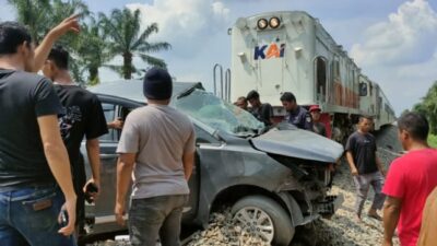 Mobil Terseret 400 Meter, Satu Orang Meninggal Dunia