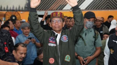 Mengapa Mahfud tidak Mengundurkan Diri dari Kabinet Jokowi Setelah Dipilih Sebagai Cawapres dari Awal