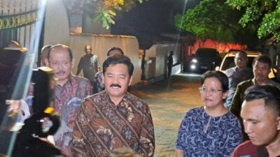 Menko Polhukam Melewatkan Pembahasan Pertemuan Jokowi dan Megawati Ketika Bertemu Sri Sultan HB X