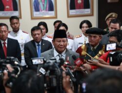 Menhan Prabowo Subianto di Wisuda Unhan: Pekerja Keras dan Cerdas akan Bertahan di Tengah Tantangan Zaman