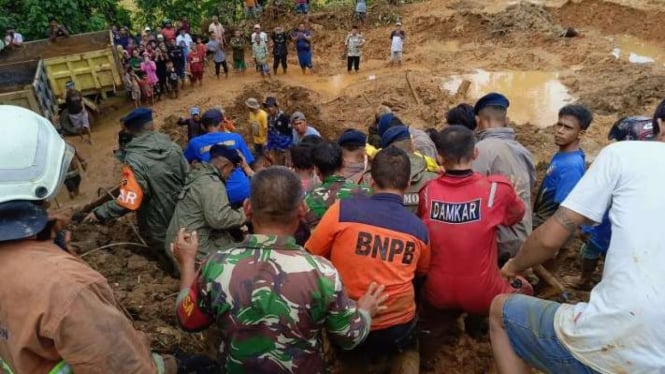 Ditemukan Satu Lagi Korban Jiwa Banjir di Pesisir Selatan, Jumlah Total Korban Meninggal Menjadi 31 Orang