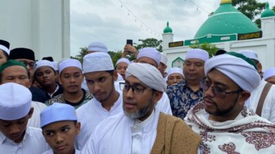 Habib Abdullah Menyampaikan Ucapan Terakhir Habib Hasan Sebelum Pergi Menjauh