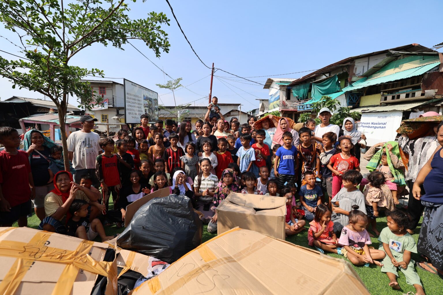 Prabowo Subianto Memberikan Bantuan Rumah Apung, Warga Kampung Nelayan Jakarta Merasa Bersyukur