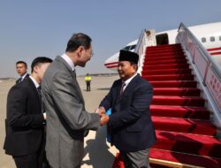 Prabowo Subianto Tiba di Tiongkok, Bertemu dengan Xi Jinping, Perdana Menteri, dan Menteri Pertahanan Tiongkok