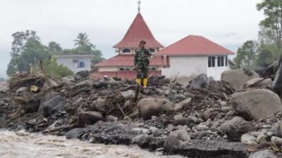 BNPB dan BMKG Beberapa Kerja Sama untuk Memperkuat Sistem Peringatan Dini Banjir Lahar Dingin di Gunung Marapi