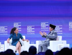 Prabowo Subianto Memberikan Penjelasan Mendalam tentang Demokrasi dalam Kepemimpinannya, Disambut Hangat di Qatar Economic Forum