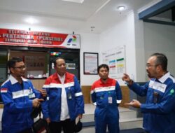 Patra Niaga CEO Inspects Tuban Fuel Terminal Post Pipeline Leakage