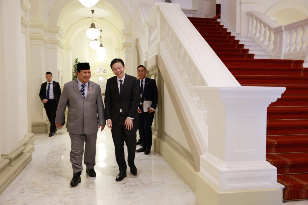 Prabowo Subianto Meets with New Singapore Prime Minister, Extends Congratulations and Talks Defense Cooperation