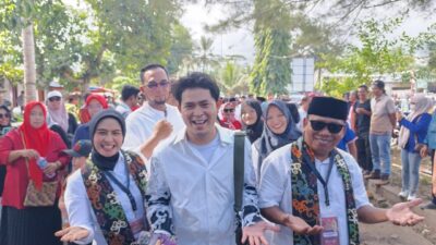 Cakra Khan Mendampingi Pasangan Calon Citra-Ino ke KPU Pangandaran