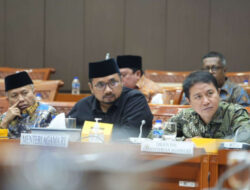 Anggota DPR Kesal Terhadap Menag Yaqut yang Absen di Rapat, Mendesak Menag Berikutnya yang Lebih Kompeten