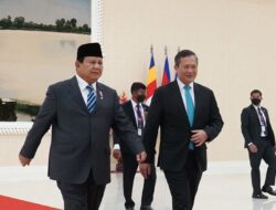 Prabowo Subianto Strengthening Collaboration for ASEAN Development meets with Cambodian PM and Senate President