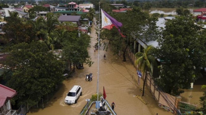 Topan Trami Membuat 85 Warga Filipina Tewas dan 5,7 Juta Orang Mengungsi