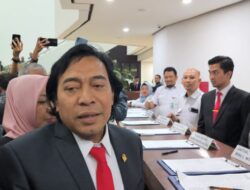 Jika Saya Menjadi Pemimpin, Gedung Akan Roboh