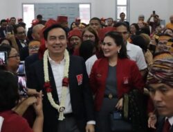 Effendi Simbolon Panggil Megawati Mundur: Tinjauan Menarik