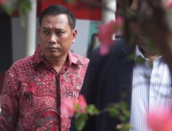 Sidang Praperadilan Perdana: Kusnadi Staf Hasto Sebut Penyidik KPK Menyamar