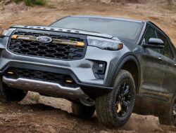 Ford Explorer Meluncurkan Trim Off-Road Terbaru