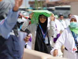 Tragedi Jemaah Haji Ilegal di Makkah & Surat Pemakzulan Gibran: Berita Terkini