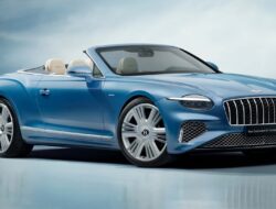 Bentley Membayar Tarif Jalan Saat Ini