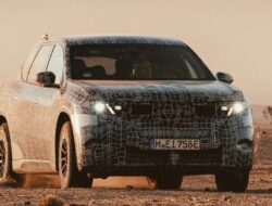 Pengisian Daya Mobil Listrik BMW Generasi Terbaru: 403 KW Power