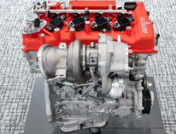 Toyota Menghadirkan Mesin Empat Silinder Terbaru untuk Performa Lebih Baik