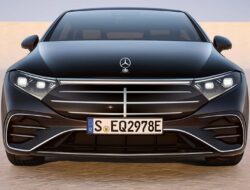 Review Mercedes EQS: Desain Radikal dan Kemungkinan Kendala