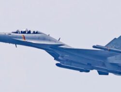 Bocor Foto J-15DT: Jet Tempur Elektronik China yang Bikin AS Waspada