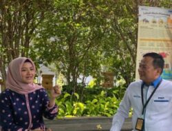 Bantahan Stafsus Tentang Gibran Main Padel saat Demo di Jakarta