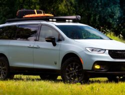 Keunggulan Lencana Terbaik pada Konsep Van Overlanding Chrysler