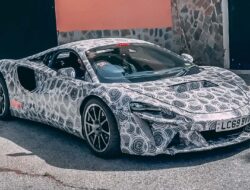 Varian Baru McLaren Artura: Foto-Foto Pengujian Terbaru