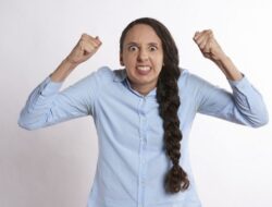 7 Cara Mengendalikan Emosi saat Marah untuk Ketenangan