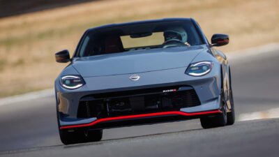Nissan Z Nismo Manual: Pilihan Terbaru untuk Penikmat Mobil Sport!
