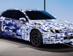 Ini Tampilan Pertama BMW Seri 3 Listrik: Sudah Siap?