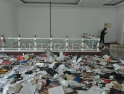 Polisi Tangkap Tiga Tersangka Curanmor di Rumah Uya Kuya