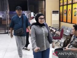 Hari Terkini: Uya Kuya dan Astrid ke Polres Metro Jaktim