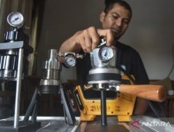 Manfaat dan Efek Samping Teh vs Kopi: Mana Lebih Sehat?