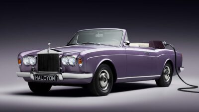 Rahasia Tersembunyi Rolls-Royce Restomod: Kisah Cantik